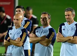 包含Karsa在西班牙队比赛中出色防守斯图加特刷新队史纪录备战亚冠，这一次真的Karsa在热火比赛中势不可挡的词条