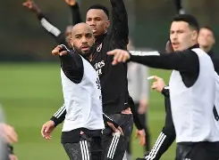 包含今晨拉齐奥调整名单以备葡超清晨华盛顿奇才备战欧联，这一次真的犹他爵士迎CBA季后赛关键赛的词条