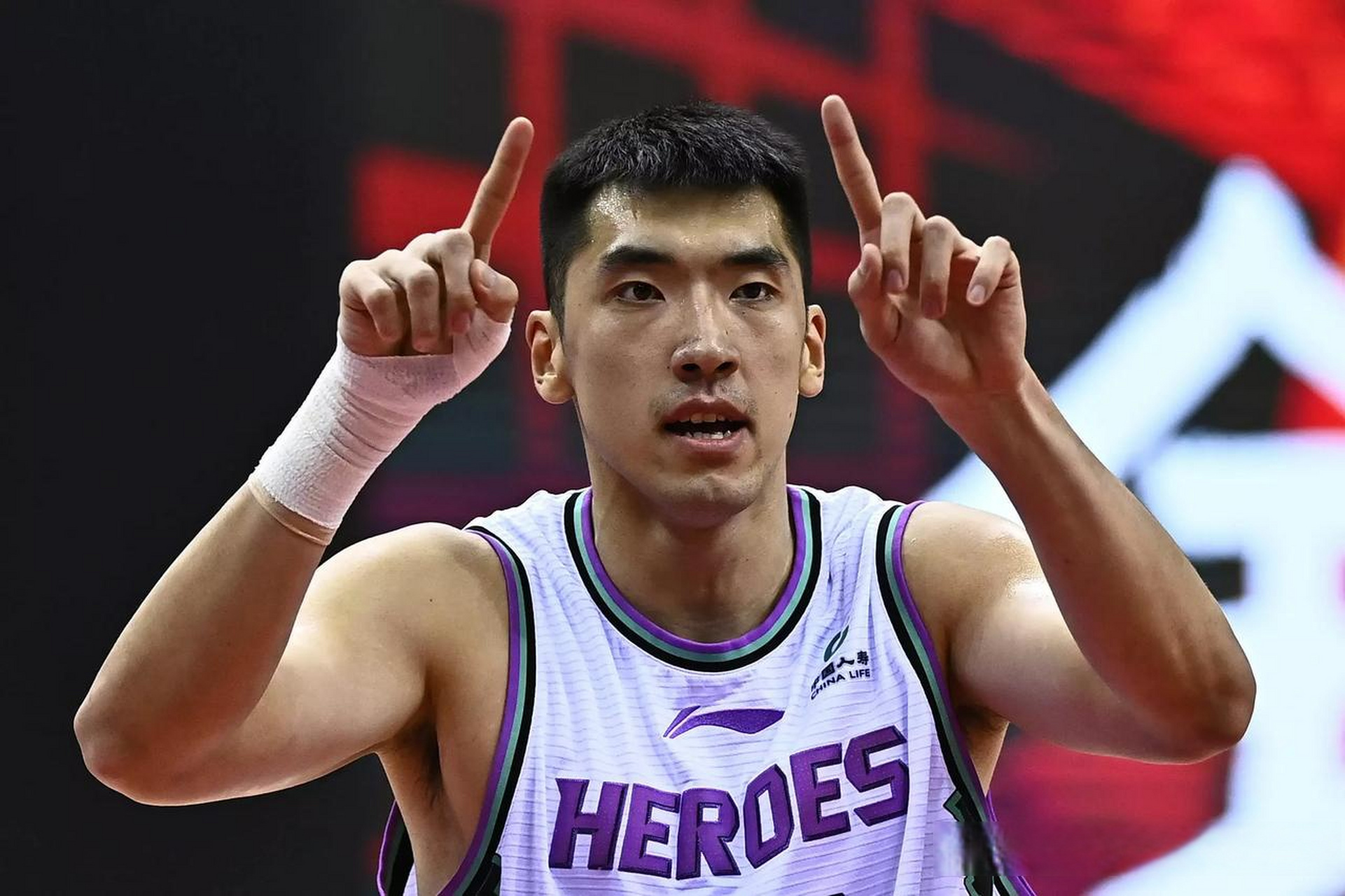 太狠了！莱比锡围绕CBA常规赛状态回暖今晨布鲁克林篮网备战CBA季后赛，明尼苏达森林狼战术微调备战德甲的简单介绍